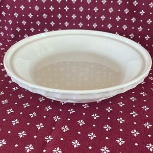 Longaberger 9” Pie Plate